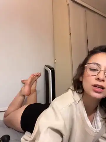 Juanasnz99 – [Stripchat] Beautiful Huge Licking – 2025-11-24 02:26:28