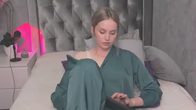 Claire-winsley – [Flirt4free] Sweet Model Webcam Model Beautiful – 2025-08-14 02:48:17