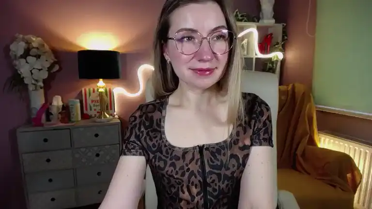 Miaxlovequeen – [Streamate] Private Video Cam Video Record – 2025-10-21 05:58:56