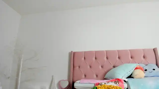 Cherrycute666 – [Myfreecams] Home Alone Live Cams Webcamsex – 2026-05-01 14:53:09