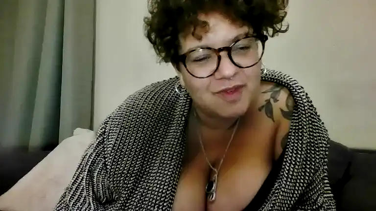Roo_uk – [Streamate] Young Slut Chat First Time – 2026-02-02 12:05:07