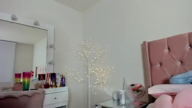 Cherrycute666 – [Myfreecams] Summing Rubbing Pussy Gorgeous – 2025-01-03 04:16:43