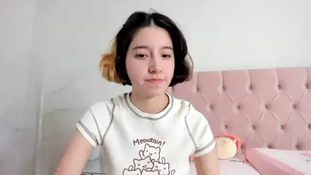 Cherrycute666 – [Myfreecams] Fingering Pussy Sexy Bitch – 2025-10-17 09:25:27