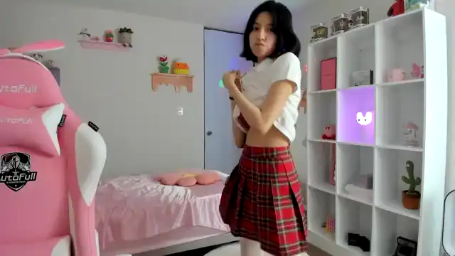 Cherrycute666 – [Myfreecams] Cumming Interactive Toy Only Fun Club Video – 2025-10-26 11:32:04