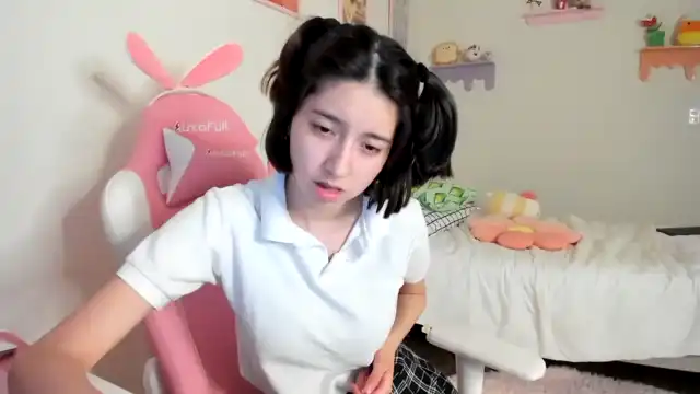 Cherrycute666 – [Myfreecams] Rubbing Pussy Art Erotic – 2025-11-02 22:54:18