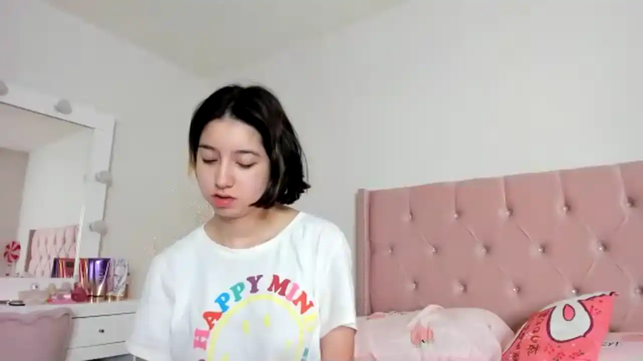 Cherrycute666 – [Myfreecams] Chica Fingering Home Video – 2026-03-19 17:59:02
