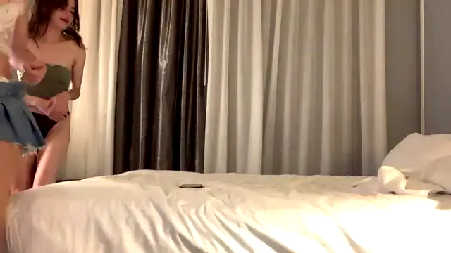 Miss_meadow – [Myfreecams] Striptease Big-ass Reach Orgasm – 2026-05-24 01:49:47