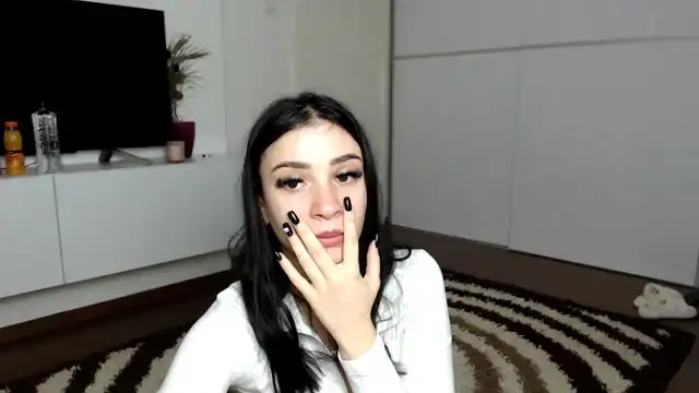 Emablu – [Myfreecams] Homemade Crazy Goal Surprise – 2025-07-16 10:39:01