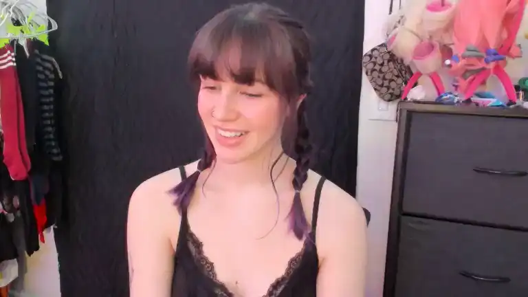 Sagejosie – [Streamate] Body Whores Natural Body – 2026-05-01 06:49:18