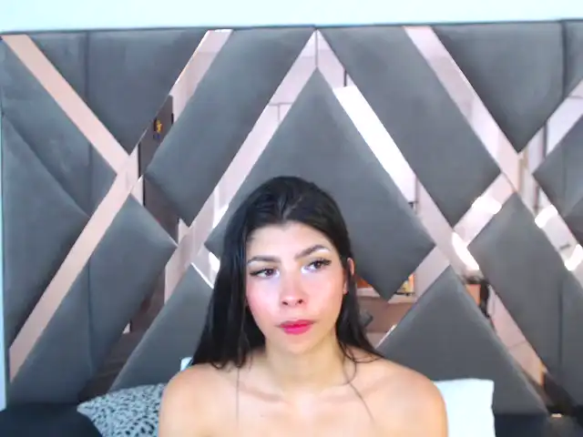 Natyjanssen – [Xlovecam] Cumming Erotic Girl Alone – 2025-02-22 04:38:19