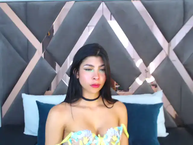 Natyjanssen – [Xlovecam] Party Livecam Cum – 2025-01-29 14:27:06