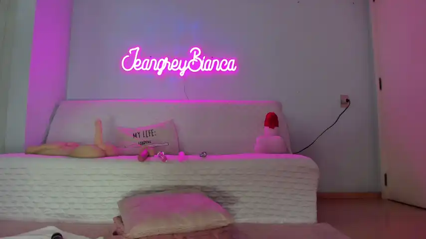 Jeangreybianca – [Chaturbate] Adult Blowjob Wild Babe – 2025-01-06 09:29:46