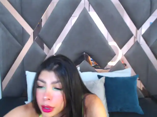 Natyjanssen – [Xlovecam] Sweet Model Webcam Model Beautiful – 2025-08-21 03:26:49