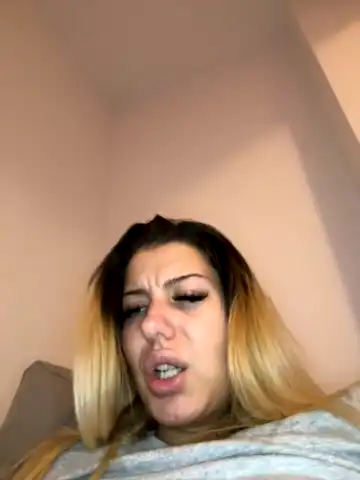 Darlineelder – [Stripchat] Webcam Model Doggy Gorgeous – 2025-03-27 12:54:58