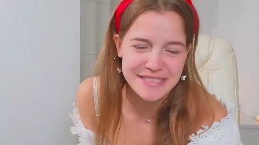 Eli_sun – [Chaturbate] Home Alone Livecam Girl Alone – 2025-12-20 05:22:42