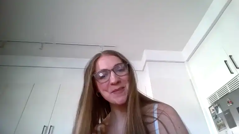 Ellierodgers – [Streamate] Chat Fucks Herself Girl Alone – 2025-01-26 09:26:21