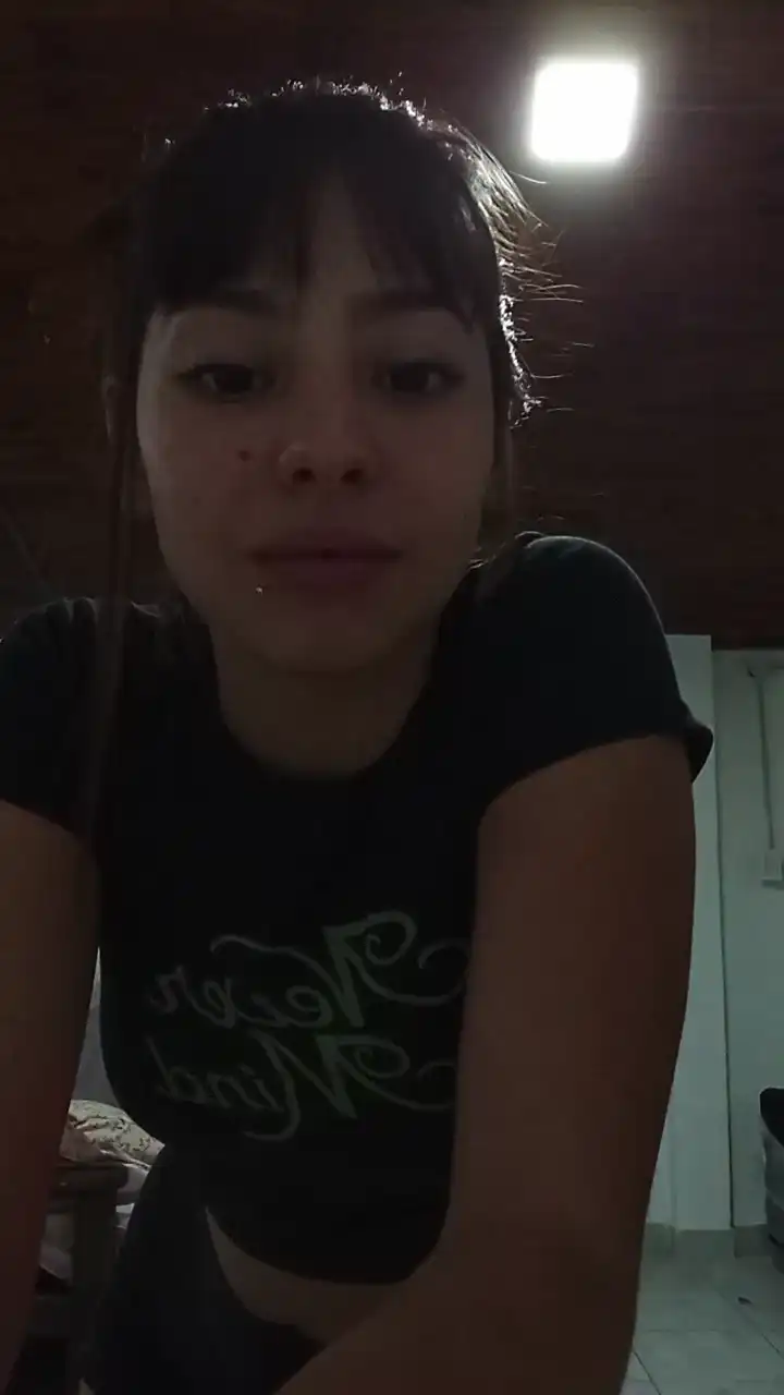 Aylensofia03 – [Cam4] Teases Closeup Sweet Girl – 2026-05-23 00:22:30