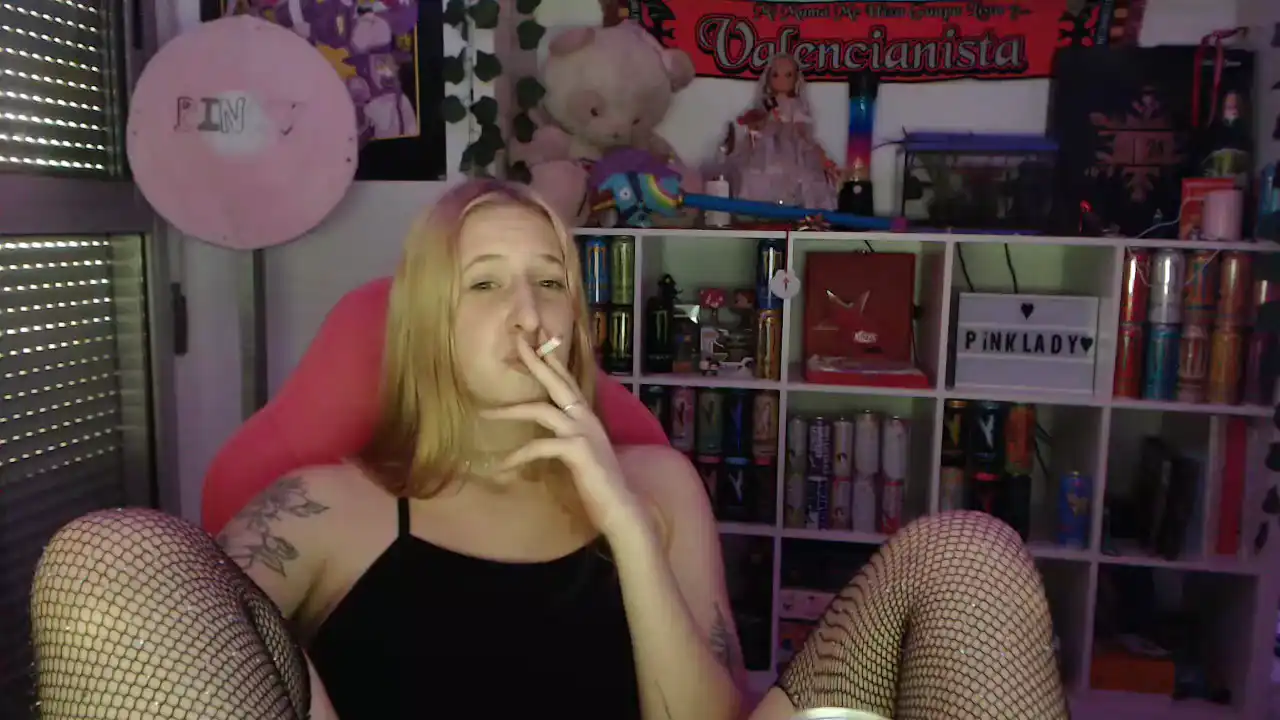 Pinkladyx – [Amateur.tv] Flashing Ass Recording Awesome – 2025-12-09 11:24:23