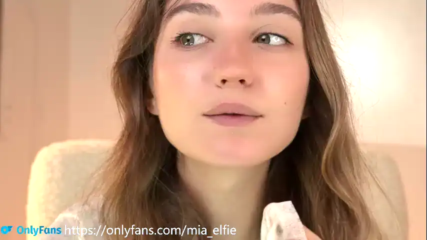 Mia_elfie – [Chaturbate] Hidden Nice Boobs Finger – 2026-03-03 13:35:44