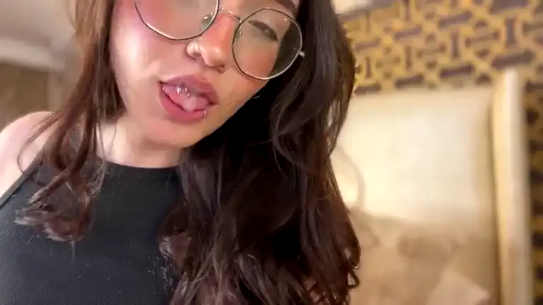Liabalden – [Streamate] Incredible Women Slut Mouth – 2025-10-28 17:09:13