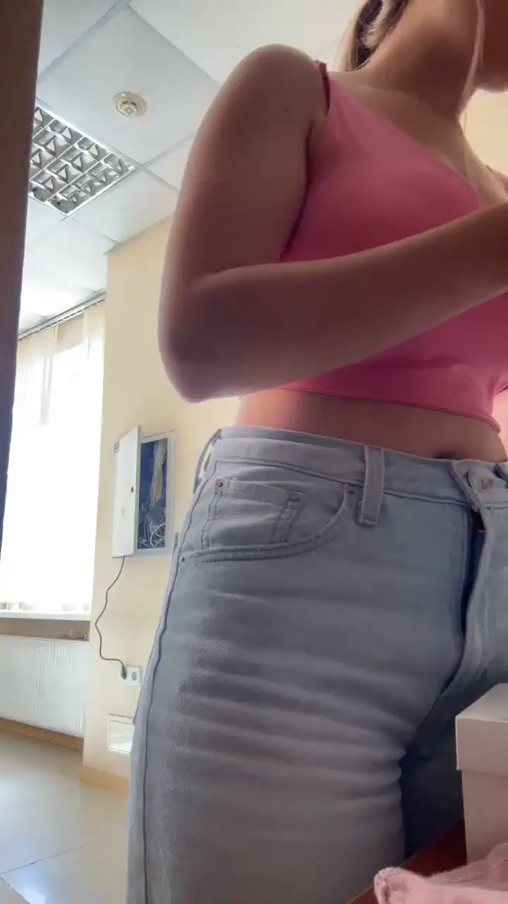 Maikeina – [Xlovecam] Pretty Face Live Show Privat Zapisi – 2026-06-17 06:00:39