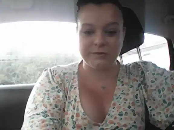 Naughtywifeuk – [Streamate] Rubbing Pussy Shaved Best – 2025-10-03 11:25:19