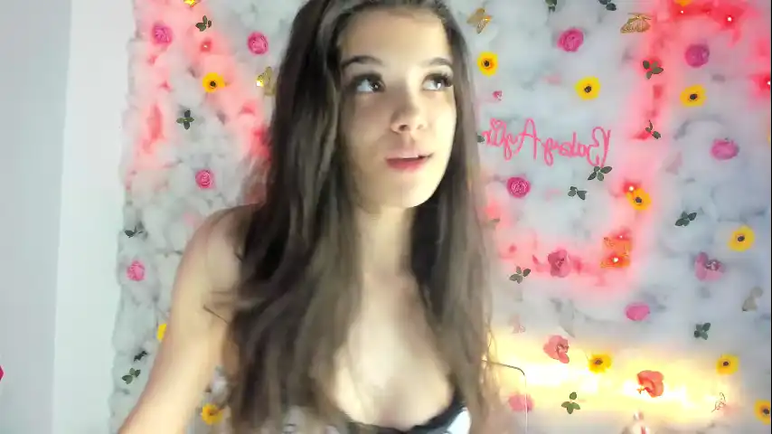 Babyaylin – [Chaturbate] Ass Cam Video Art – 2025-11-12 22:28:13