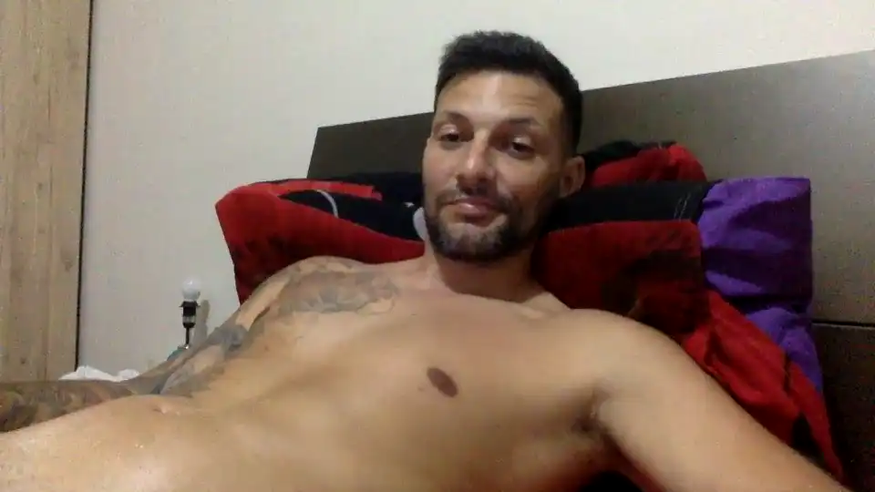 Goroasroma – [Cam4] Web Model Striptease Fuck Her Hard – 2025-10-11 08:11:57