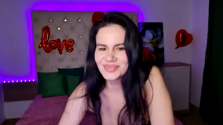 Kattiesims – [Streamate] Camgirl Home Alone Big-ass – 2025-12-11 07:09:35