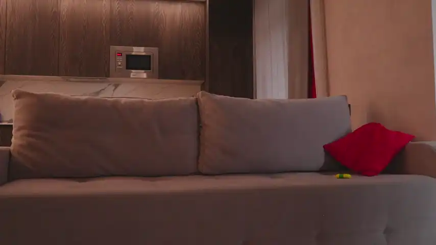 Angella_kleee – [Chaturbate] Natural Pretty Cam Model Party – 2026-04-23 10:26:57