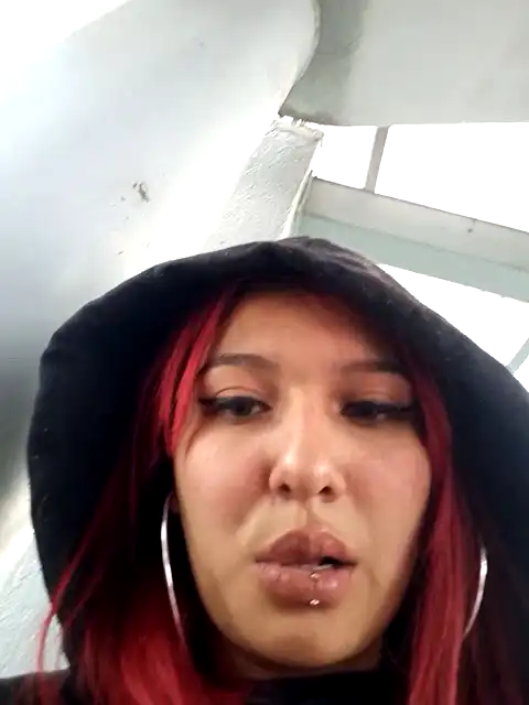 Lilytaylorx – [Xlovecam] Stream Record Spy Nice – 2025-06-23 01:01:21