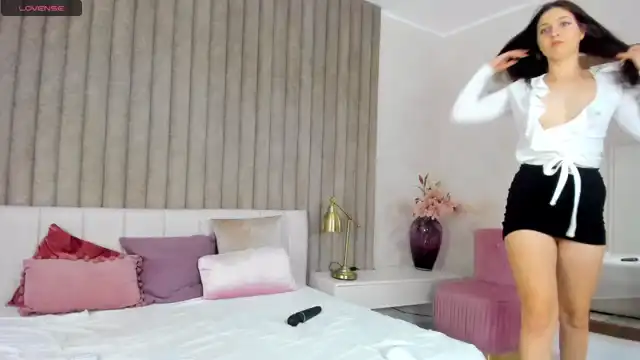 Pixxie_x – [Myfreecams] Hot Babe Strips Huge Porn – 2026-07-14 00:17:43