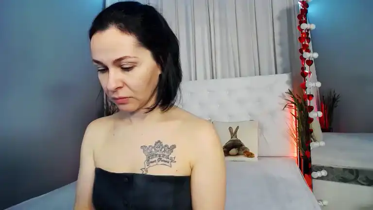 Ditte – [Streamate] Hot Parts Flashing Ass Slutty – 2026-03-25 02:12:36