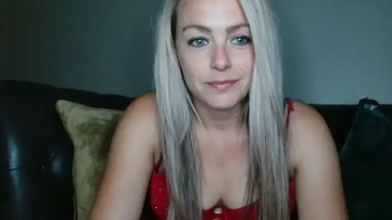 Louiselovesfun – [Streamate] Crazy Goal Oral Chica – 2025-08-20 16:45:41