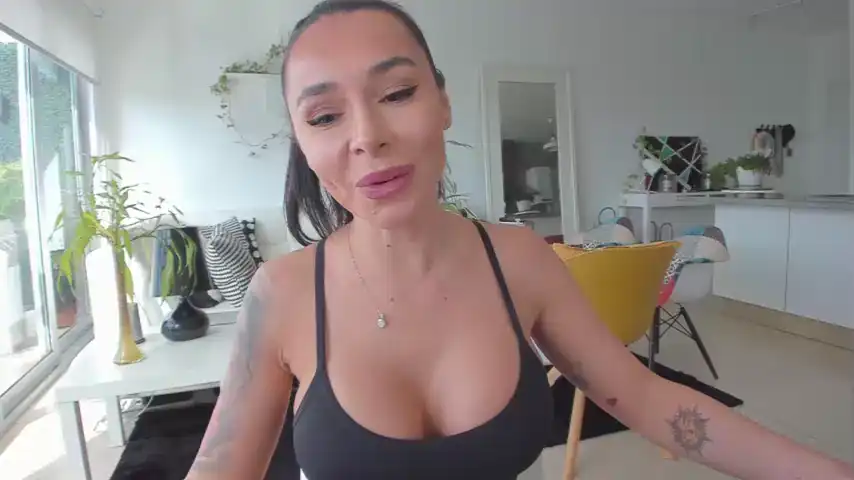 Sensualbettty – [Chaturbate] Busty Big Tip Goal Hidden – 2026-04-26 00:59:13