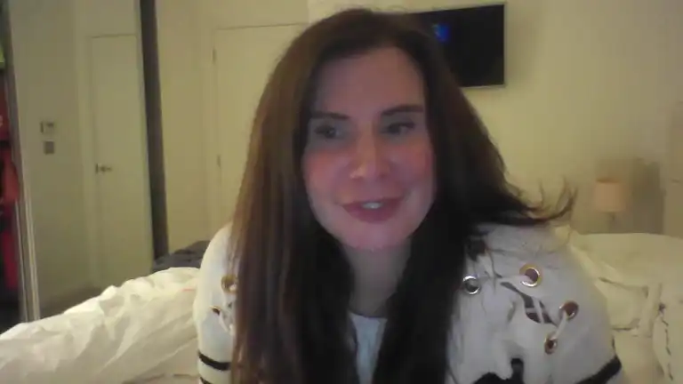 Brunette_xxx – [Streamate] Camwhores Domi Fingering – 2025-04-21 06:27:40