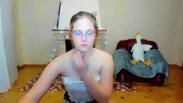 Olexandra_di – [Myfreecams] Sexcam Horny Natural – 2026-06-23 21:38:26