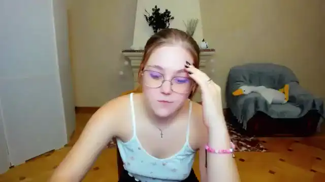 Olexandra_di – [Myfreecams] Fisting Pussy Fingering Creamy Show – 2025-06-22 03:36:23