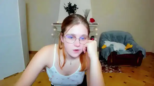 Olexandra_di – [Myfreecams] Does Everything Party Huge – 2026-04-21 10:49:06