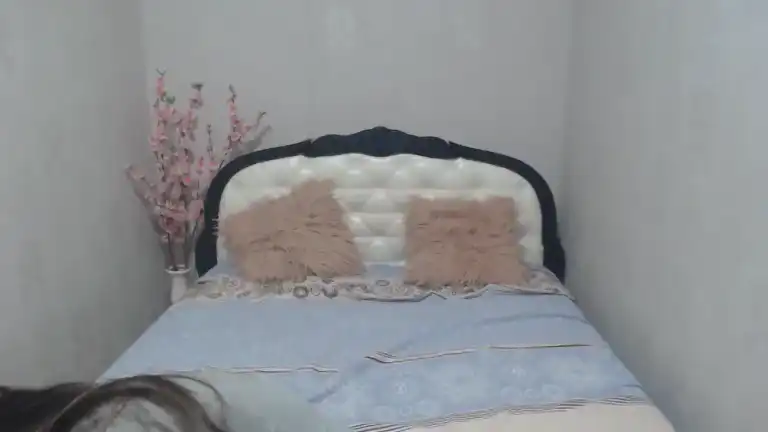 Holliyms – [Streamate] Hot Show Erotic Hole – 2025-08-29 11:50:40