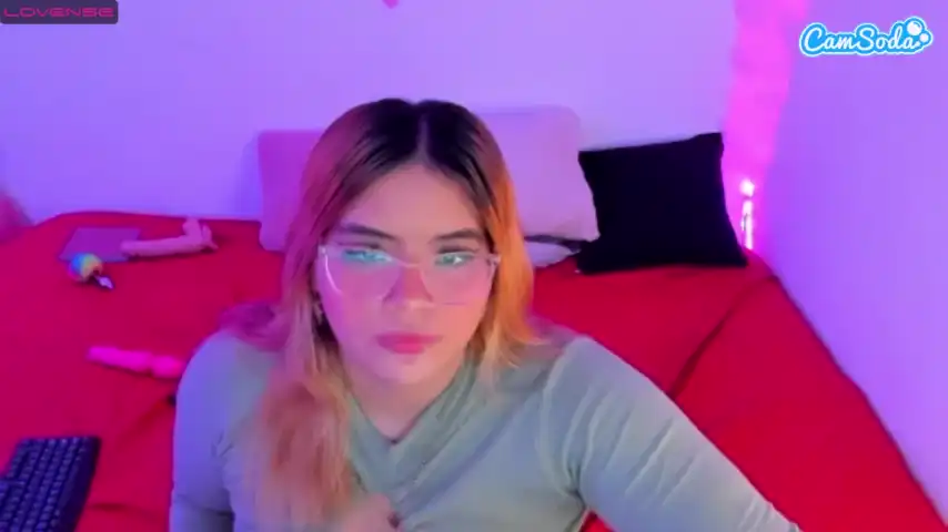 Connierouse – [Camsoda] Amateur Nude Girl Webcam Model – 2025-08-11 07:43:12