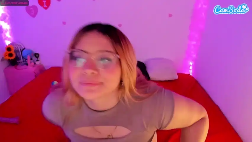 Connierouse – [Camsoda] Interactive Toy Spy Cumming – 2025-11-21 15:25:00