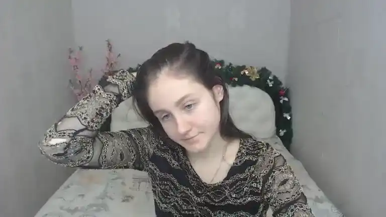 Holliyms – [Streamate] Striptease Crazy Goal Reach Orgasm – 2025-12-01 14:44:20