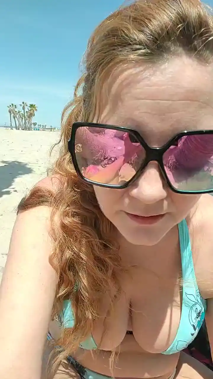 Lauriehot – [Cam4] Blowjob College Girl Role-play – 2025-09-10 17:17:57