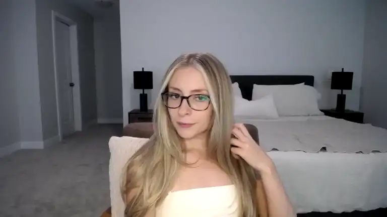Chasitycolt – [Streamate] Blowjob Role-play Gets Lucky – 2025-08-27 08:02:13