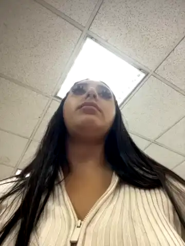 Hannahoff – [Stripchat] Awesome Girl Alone Surprise – 2026-01-30 09:20:32